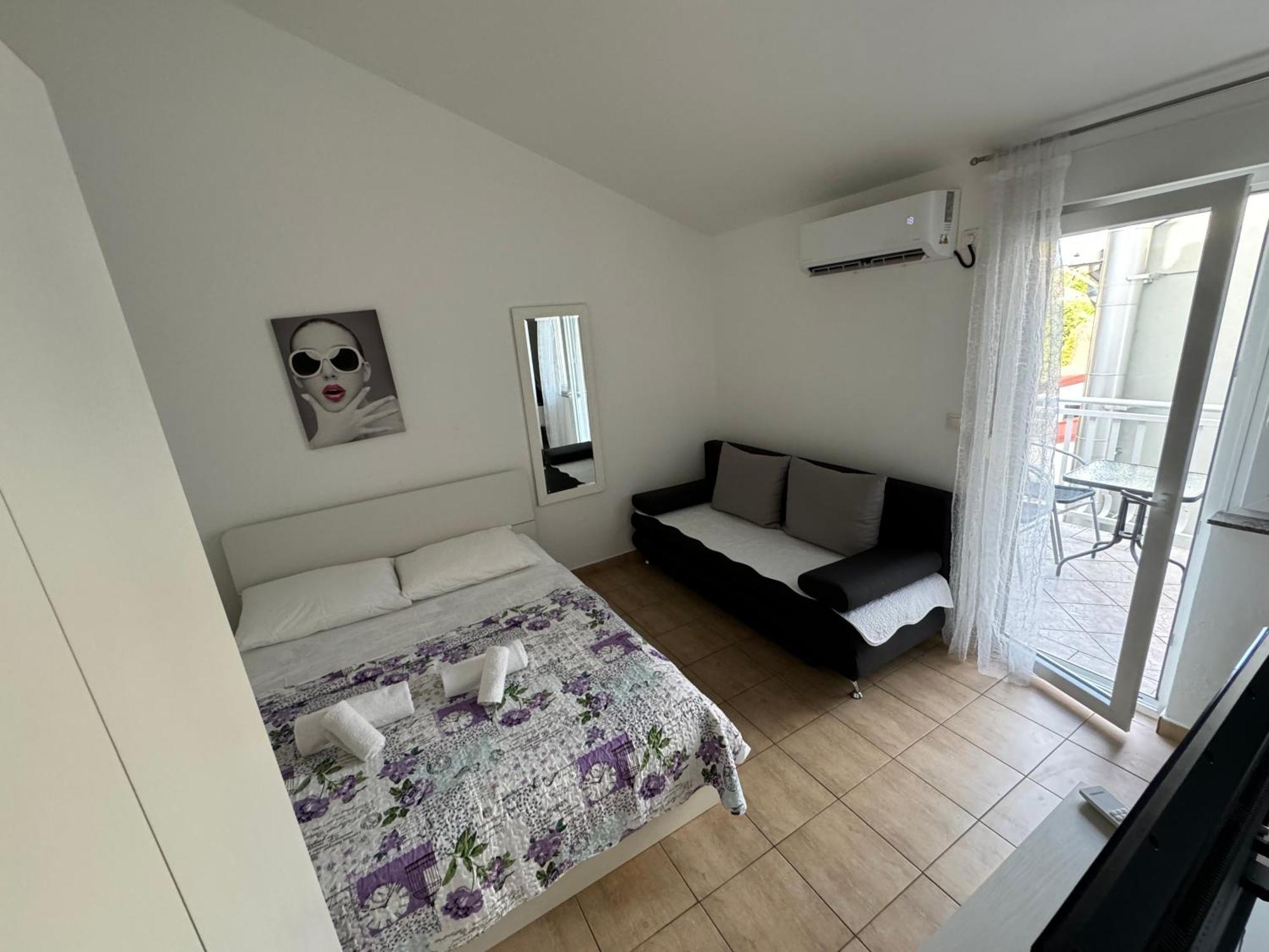 Apartment Nina Starigrad Paklenica Buitenkant foto